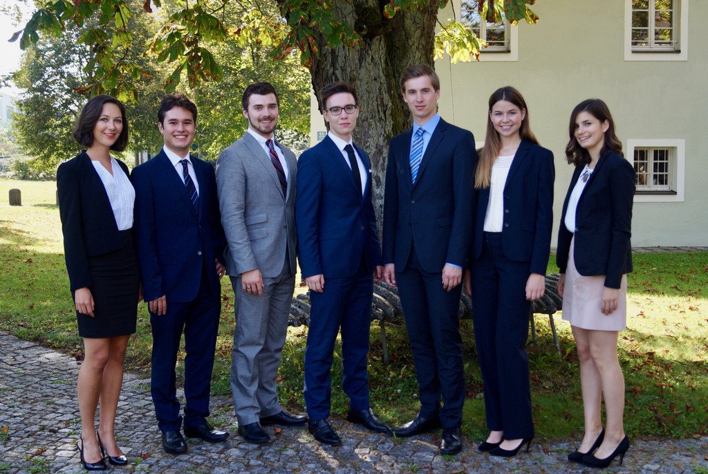 f.l.t.r. Sarah Kraft (Coach), Felipe Volio, Maximilian Zrenner, Alexei Fries, Niklas Fröhlich, Pauline Leven, Veronika Scharf (Coach)